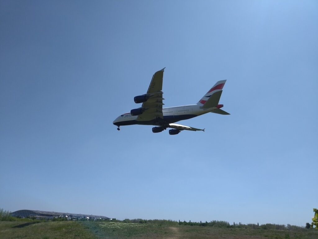 Aeroplane